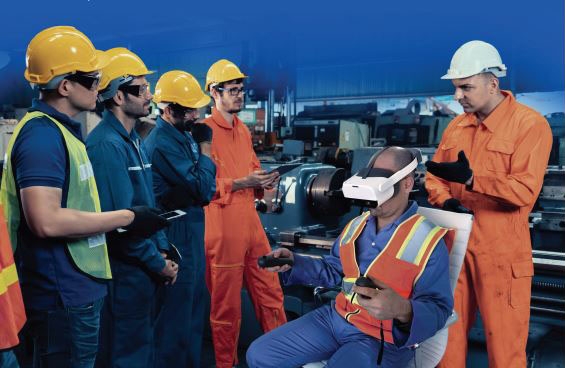 What are the costs of VR training compared to classroom training